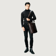 
Sisäpuolen näkymä Showing Dedicated Padded Laptop Sleeve & Multi-Compartment Organization