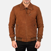 Close-Up Detail of Shirt &amp; Zipper Hardware on Men's Tomchi Vaaleanruskea Suede Nahkatakki Miehille
