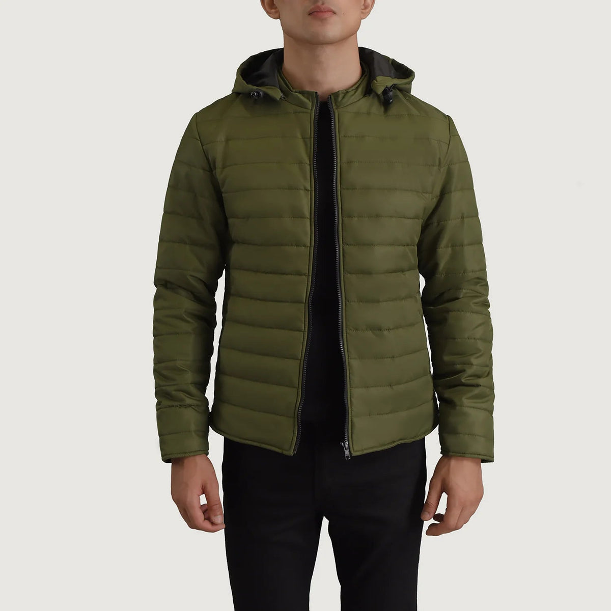 Tyler Green Hooded Puffer Nahkatakki Miehille in Green Full-Grain Leather - Front Profile View &amp; Tailored Silhouette | Buy Online