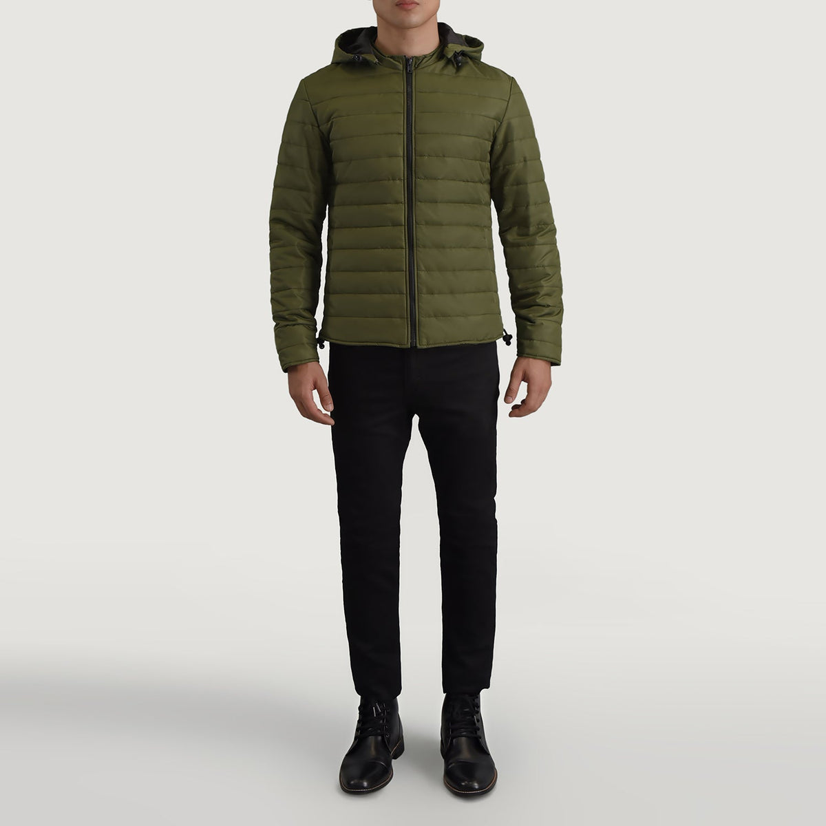 Tyler Green Hooded Puffer Nahkatakki Miehille - Lateral Side Profile View Showing Sleeve Cut &amp; Athletic Taper Fit