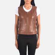 
Vanda Ruskea Leather Biker Vest Naisille in Brown Sheepskin Leather - Edestä ja räätälöity siluetti | Osta verkosta