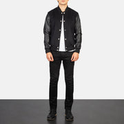 Men's Vaxton Musta Hybrid Varsity Nahkatakki Miehille - Lateral Side Profile View Showing Sleeve Cut &amp; Athletic Taper Fit