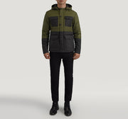 
Wayne Musta & Vihreä Hooded Puffer Nahkatakki Miehille - Sivuprofiili ergonomisella hihanleikkauksella