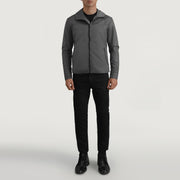 
Wesley Grey Hooded Windbreaker Nahkatakki Miehille - Sivuprofiili ergonomisella hihanleikkauksella