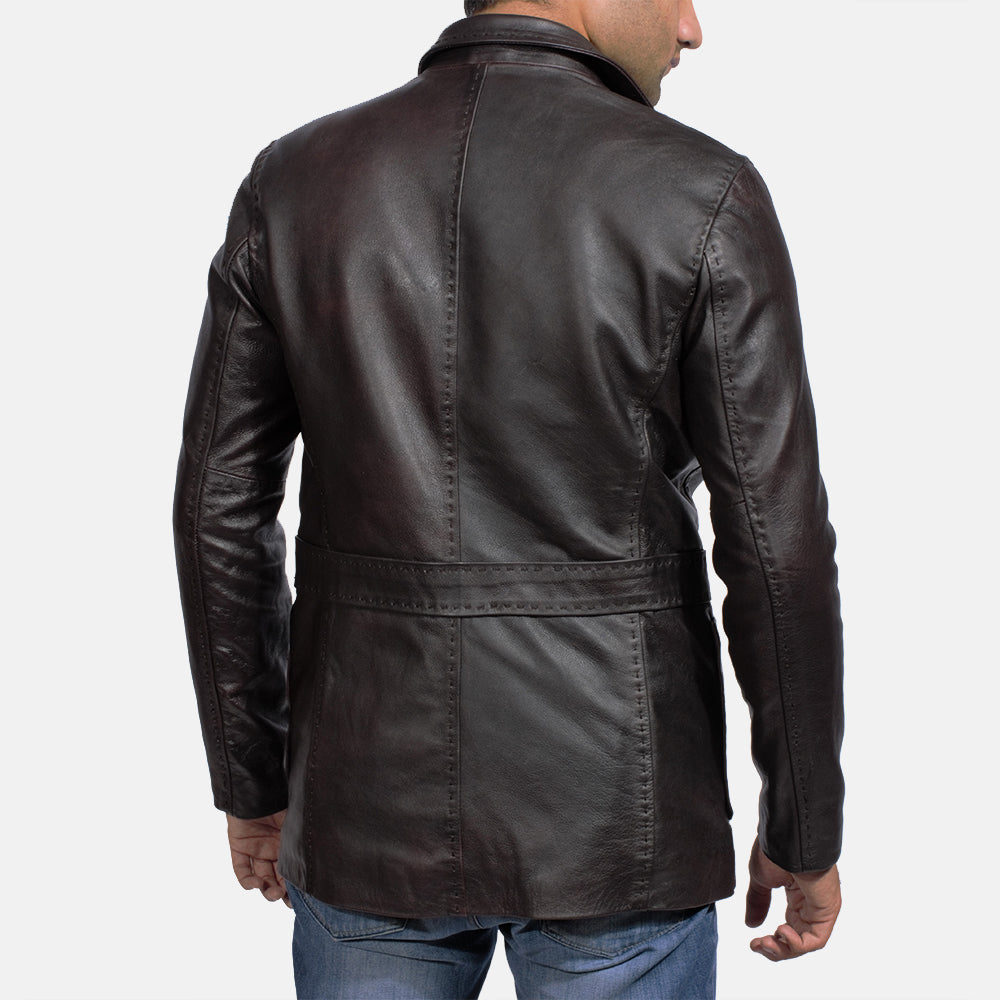 Men's Wine Musta Nahkainen Bleiseri Miehille - Lateral Side Profile View Showing Sleeve Cut &amp; Athletic Taper Fit