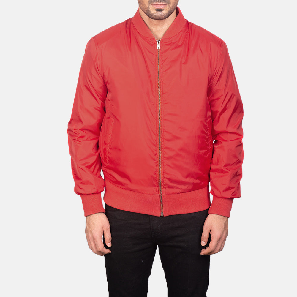 Close-Up Detail of Varsity &amp; Zipper Hardware on Men's Zack Red Nahkainen Pommitakki Miehille