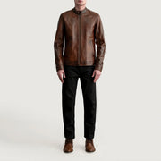 Close-Up Detail of Snap Button &amp; Zipper Hardware on Zen Distressed Ruskea Nahkainen Biker-takki Miehille
