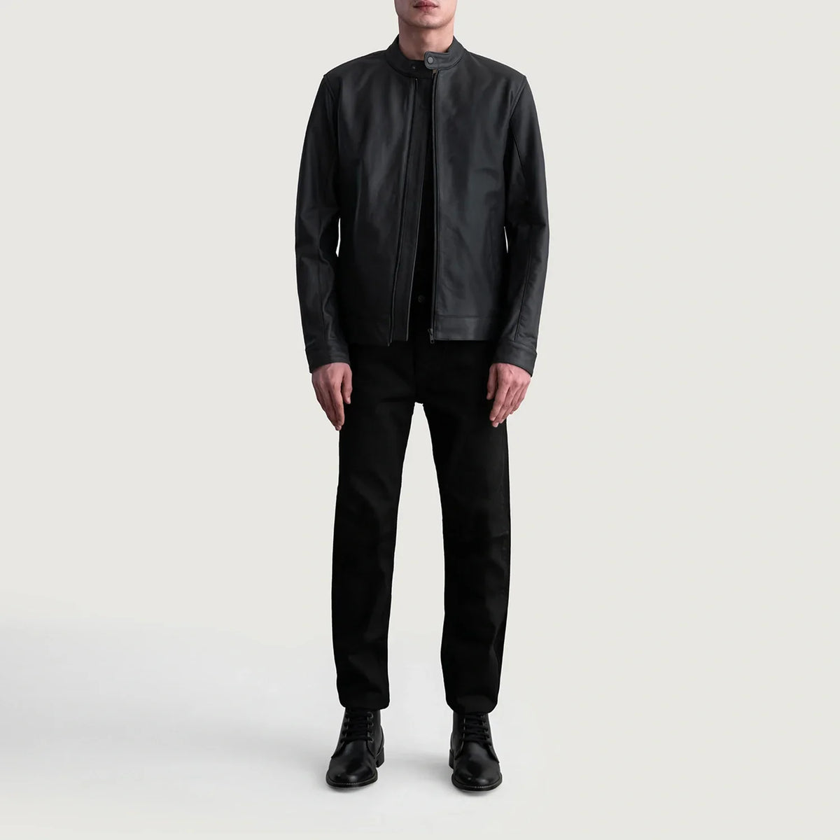 Close-Up Detail of Snap Button &amp; Zipper Hardware on Zen Matte Musta Nahkainen Biker-takki Miehille
